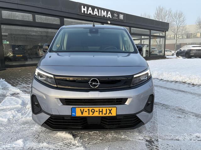 Opel COMBO 1.5 BlueHDi 130 Pk Automaat | Climate control | Camera | Parkpilot | Navigatie | Trekhaak | Betimmering | Stuurverwarming | 3-Persoons Uitvoering