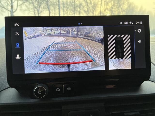 Opel COMBO 1.5 BlueHDi 130 Pk Automaat | Climate control | Camera | Parkpilot | Navigatie | Trekhaak | Betimmering | Stuurverwarming | 3-Persoons Uitvoering