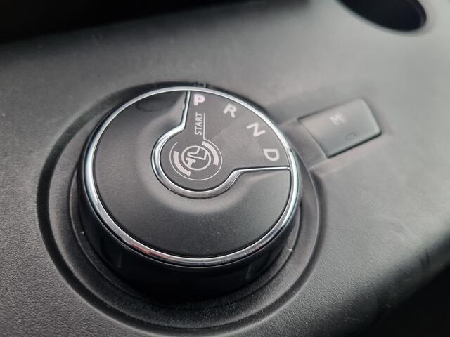 Opel COMBO Life 1.2 Turbo L2H1 Ultimate / Automaat / Navi / Winterpakket / Trekhaak / 15242km!