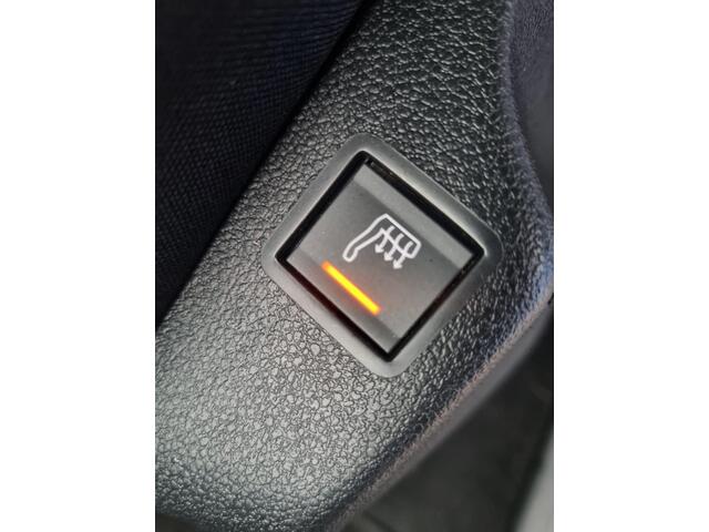 Opel COMBO Life 1.2 Turbo L2H1 Ultimate / Automaat / Navi / Winterpakket / Trekhaak / 15242km!