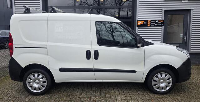 Opel COMBO 1.4 L2H1 ecoFLEX Edition **BENZINE-MARGE**