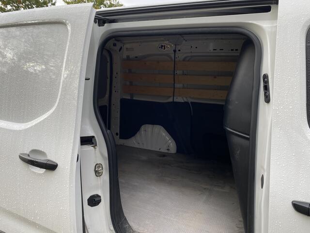 Opel COMBO 1.5D L1H1 Edition Info Jeroen: 0492-588980