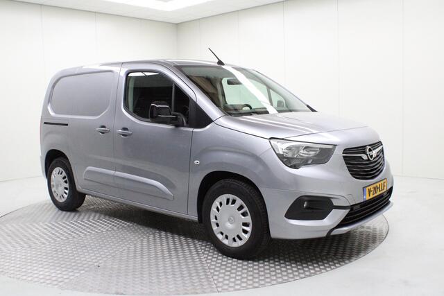 Opel COMBO Electric 136 L1 50kWh | Verwarmd Stuur / Climate / Navi / Carplay