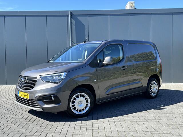 Opel COMBO 1.6D 100 PK / L1H1 / INNOVATION / STUUR- EN STOELVEWARMING / INRICHTING / CRUISE / AIRCO / ACHTERKLEP