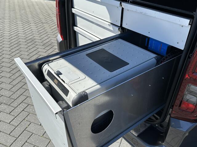 Opel COMBO 1.6D 100 PK / L1H1 / INNOVATION / STUUR- EN STOELVEWARMING / INRICHTING / CRUISE / AIRCO / ACHTERKLEP