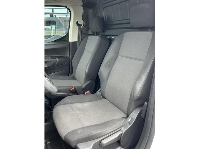 Opel COMBO 1.5D L2H1 Edition | Nette Staat | NL AUTO | Imperial | Airco | Cruise Control | Parkeersensoren | 2 Sleutels | APK tot 13-03-2027 |