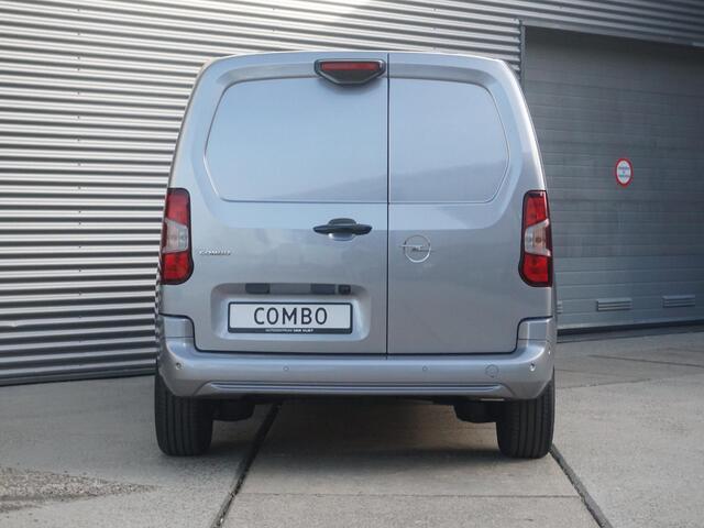 Opel COMBO TECH L1 50kWh | 0% rente | 8 jaar garantie | navigatie | Apple Carplay | camera | digitale binnenspiegel | parkeersensoren v/a | dodehoekdetectie | bumpers in kleur | Climate Control | etc.