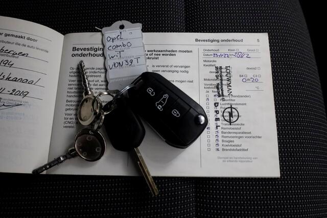 Opel COMBO 1.5D 102pk L2H1 Edition Airco/Cruise Control/Inrichting 11-2019