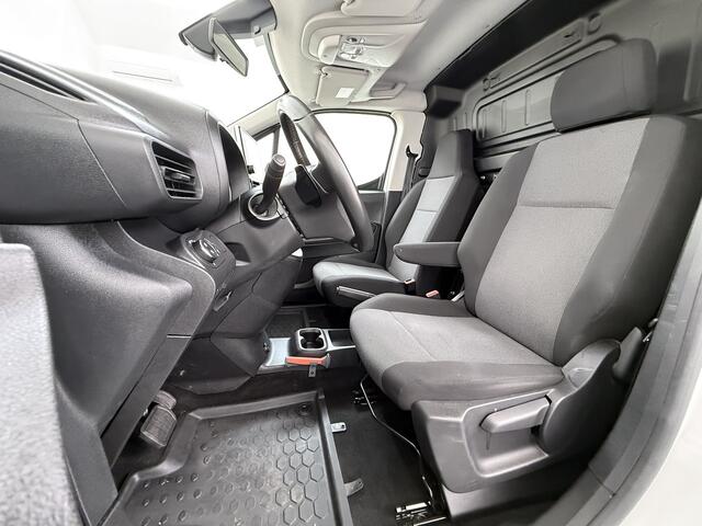 Opel COMBO 1.5D 131PK Automaat L2H1 Navi Airco Pdc Dakdragers Apple Carplay Android Auto Cruise DAB Edition Schuifdeur Betonplex Wandbetimmering Bott Inbouwkast Regen-Lichtsensor 1e Eigenaar Origineel Nederlandse Bedrijfswagen