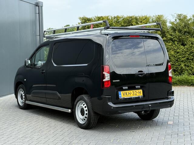 Opel COMBO 1.5D 102 PK / L2H1 / TREKHAAK / CRUISE / AIRCO / IMPERIAAL / NAVI / CARPLAY / DAB