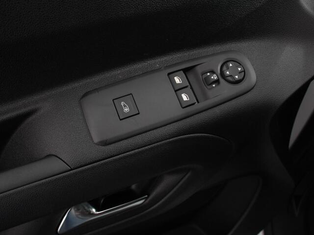 Opel COMBO 1.5 BlueHDi 130 S&S L2 Automaat Apple Carplay / Android Auto Navigatie Trekhaak Airco Camera Cruise Control Parkeersensoren V+A DAB