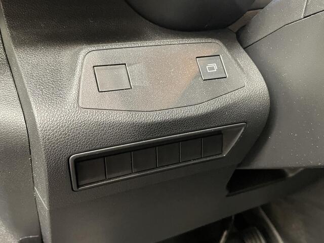 Opel COMBO 1.5 BlueHDi 130 L2 Automaat Apple Carplay / Android Auto Navigatie Trekhaak Airco Camera Cruise Control Parkeersensoren V+A DAB