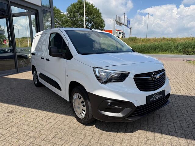 Opel COMBO 1.2T L1H1 EDITION 110 PK AIRCO NAVI MARGE AUTO