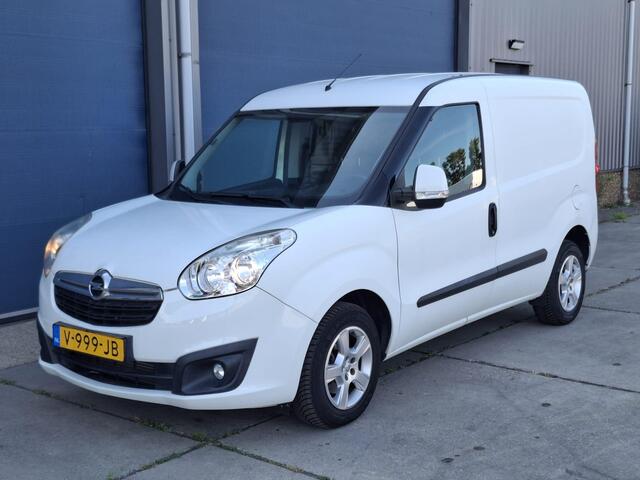 Opel COMBO 1.6 CDTi L1H1 Sport CAMERA / EURO 6 / CARPLAY / AIRCO / TREKHAAK / MARGE AUTO !!