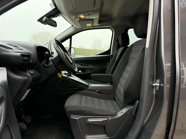 Opel COMBO TOUR 1.2 Turbo L2H1 Edition 7-Persoons LIFE | Nw Distributriem | Dodehoek | Navi | Cruise | 180° Camera / DIRECT RIJKLAARPRIJS!