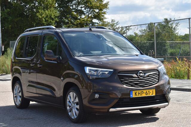 Opel COMBO TOUR 1.2 Turbo L1H1 Edition Advanced 5-P Nwe distr.riem | Zeer vol | Pano | Camera | Stoelverwarming | Carplay | Navi | Netjes