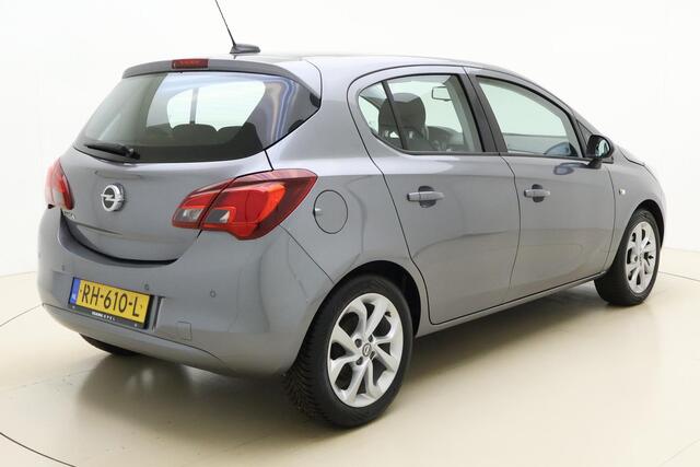 Opel CORSA 1.4 Online Edition | Navigatie | Parkeersensoren voor en achter | Lichtmetalen velgen | Bluetooth | Cruise control | 5 Deuren | Metaallak