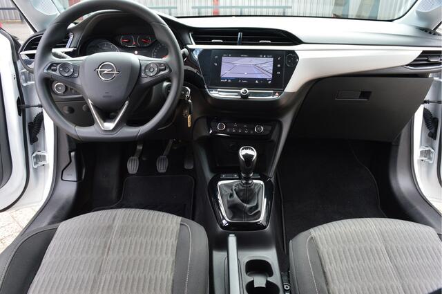 Opel CORSA 1.2 Edition O.a: PDC, Camera, Carplay, DAB, Navi, Airco, Etc. All-in prijs!