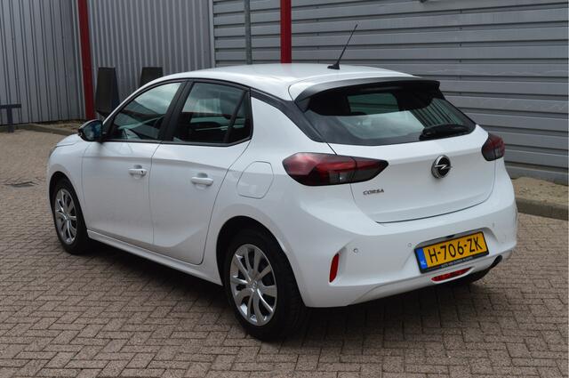 Opel CORSA 1.2 Edition O.a: PDC, Camera, Carplay, DAB, Navi, Airco, Etc. All-in prijs!