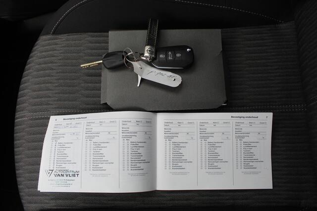 Opel CORSA 1.2 Edition Lage kilometerstand!!/Airco/Achteruitrijcamera/Apple carplay/Parkeersensoren/Lane assist/Cruise control/Multifunctioneel stuurwiel/16'' Lichtmetalen velgen.