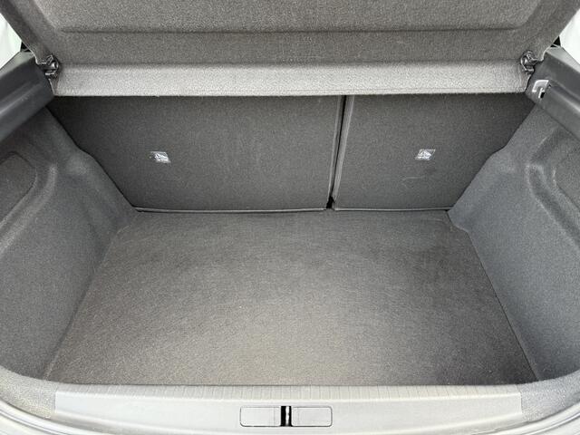 Opel CORSA 1.2 5-deurs Edition Stoel+stuurverw, Airco, LMV, Cruise contr..