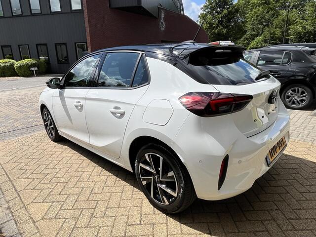 Opel CORSA 1.2 Turbo GS 100PK, Stoel/Stuur Verwarming, Camera, LED-Matrix, Parkeersensoren V+A