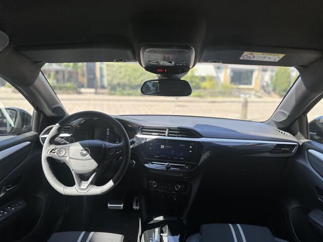 Opel CORSA 1.2 Turbo Hybrid Stoel en stuurwiel verwarming/camera/parkeersensoren.