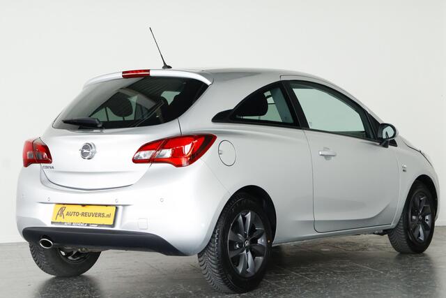 Opel CORSA 1.2 Edition / Carplay / Camera / Cruise control / All Season banden