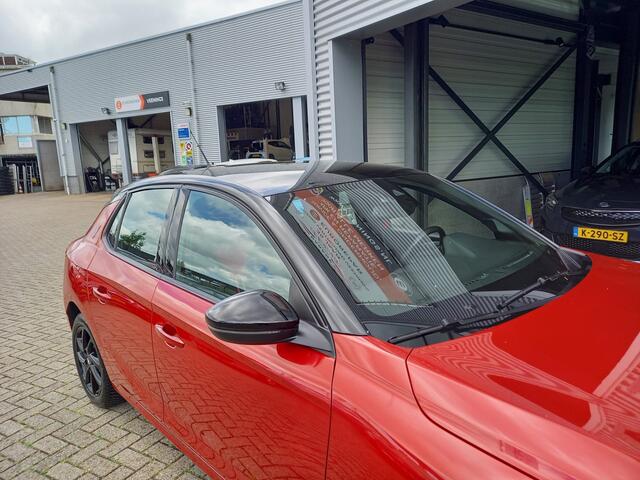 Opel CORSA 1.2 101PK GS Line SPORT - STL VERWARMING - CRUISE - CARPLAY / ANDROID - TREKHAAK