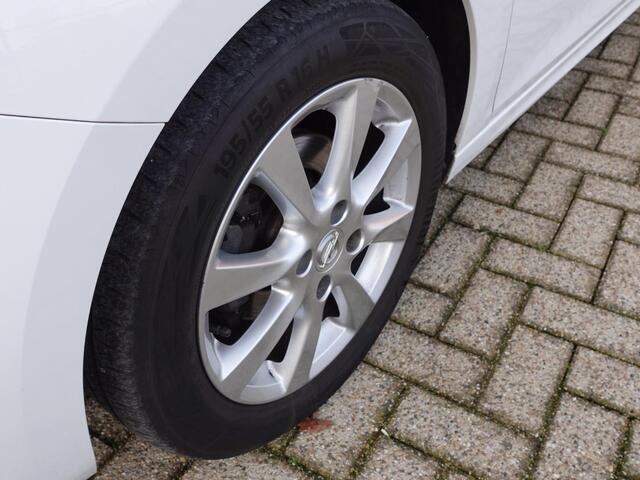 Opel CORSA 1.2 Edition Airco Carplay Navi Cruise Control PDC Camera 16" LM Velgen