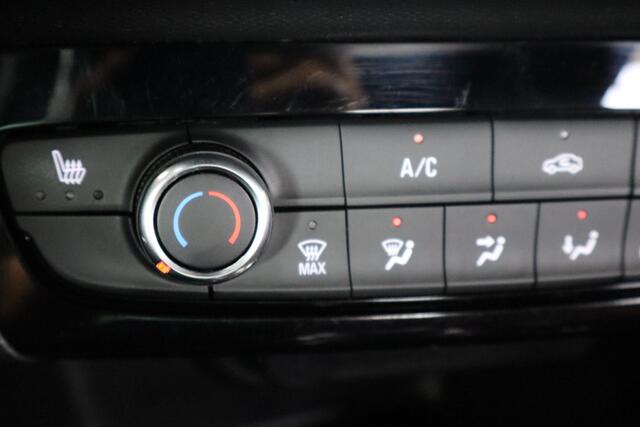 Opel CORSA 1.2 GS Line Apple Carplay, Navigatie, Automaat, Stoelverwarming, Elektrische ramen