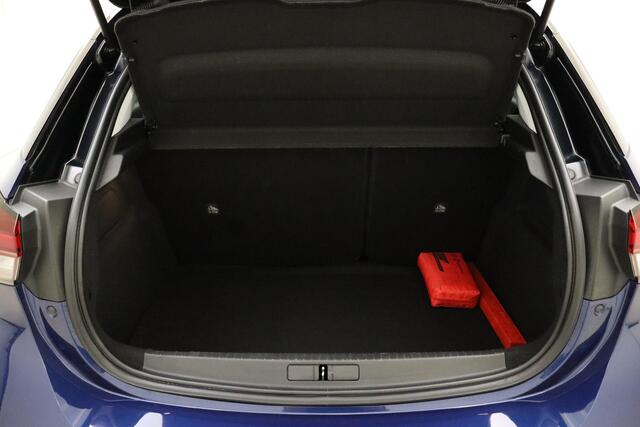 Opel CORSA 1.2 Elegance Automaat | Stoelverwarming | Panoramadak | Lederen bekleding | Camera | Full LED | 17'' LM Velgen | 1e Eigenaar