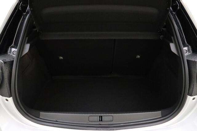 Opel CORSA 1.2 Turbo 136pk Hybrid Automaat Ultimate | Alcantara bekleding | Achteruitrijcamera | Navigatie | Keyless | LED Matrix verlichting | Zwart dak