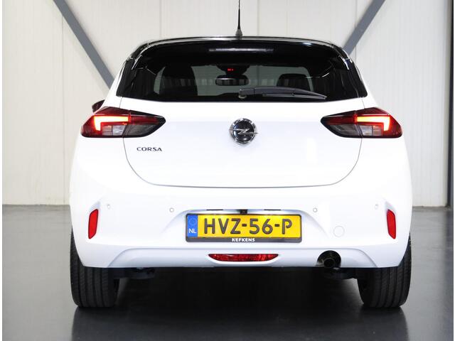 Opel CORSA 1.2 100PK Elegance | AppleCarplay/AndroidAuto | Panoramadak | stoel & stuur verwarming | Climate Control | Cruise Control | Camera | 17'LM velgen | Keyless | Two-Tone | LED | Parkeersensoren |