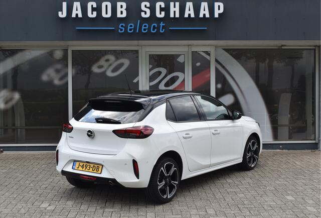Opel CORSA 1.2 GS Line 5-drs / Airco / 17" LM / Camera / Carplay / Navigatie