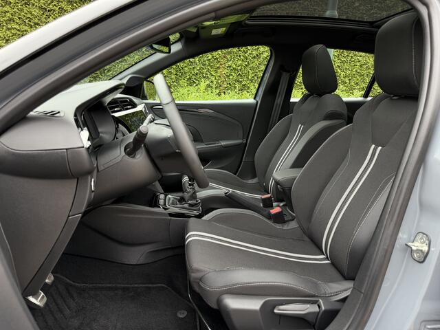 Opel CORSA 1.2 Turbo 100pk Ultimate l PANO-DAK l CAMERA l ECC l LED l NAVI l STOEL/STUUR-VERW. l 12.000km