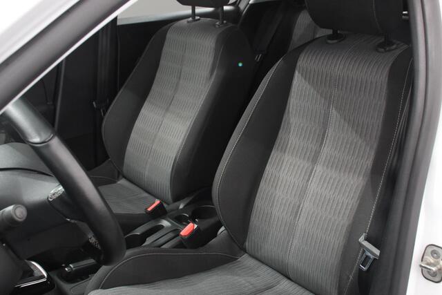 Opel CORSA 1.2 75 pk Edition | Navigatie | Apple Carplay/Android Auto | Parkeersensor achter | Cruise Control | Stoel- en stuurverwarming | Getinte ramen | Lane Assist