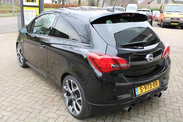 Opel CORSA 1.6 Turbo OPC LPG, Lederen bekleding, Parksens A, CC, climate controle, Bluetooh, Sportstoelen, Stoel verwarming, 18" LMV