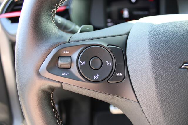 Opel CORSA 1.2 GS Line | Automaat | Carplay | Camera | BLIS | Cruise Control