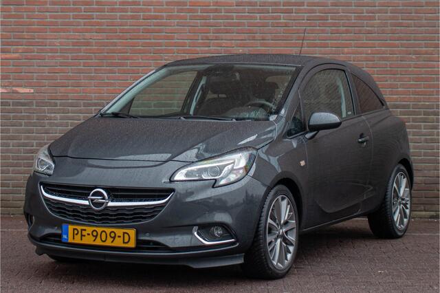 Opel CORSA 1.0 Turbo Innovation, Xenon, Stoel & Stuurverwarming, Camera, Carplay, Voorruitverwarming.