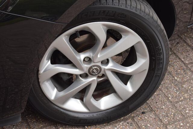 Opel CORSA 1.4 90PK Online Edit. 5d met Nav/Cruise/Lmv/Pdc