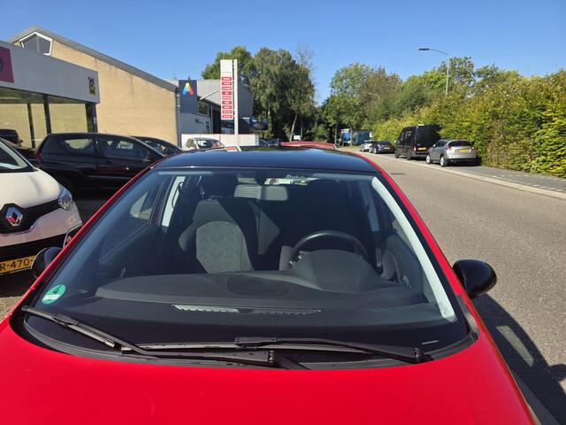 Opel CORSA 1.4 color edition 5 deurs, airco, sportvelgen, cruise control, stoelverwing, stuur verwarming, enz