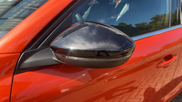 Opel CORSA 1.2 Elegance Cruise,Stoelverwarming