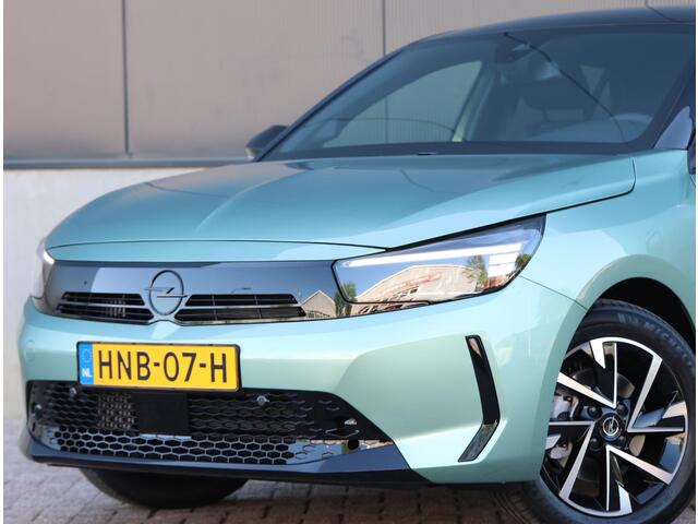 Opel CORSA 1.2 Turbo Hybrid Yes | Stoelverwarming | AppleCarPlay/AndroidAuto | CruiseControl | Parkeersensoren | Airco |