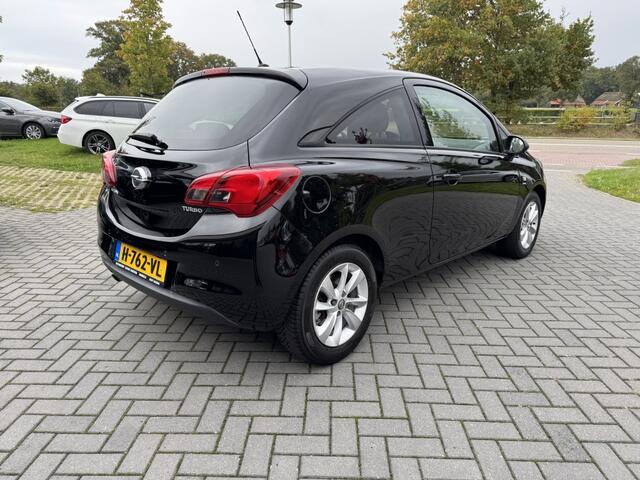 Opel CORSA 1.4-16V Design Ed