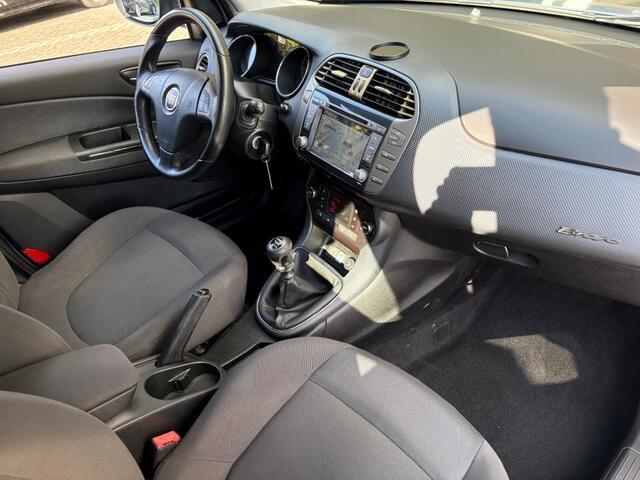 Opel CORSA 1.2 T Automaat Winterpakket Navigatie app Airco PDC Leder Half