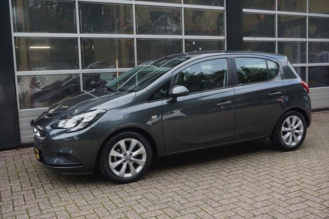 Opel CORSA 1.4 Edition met trekhaak!