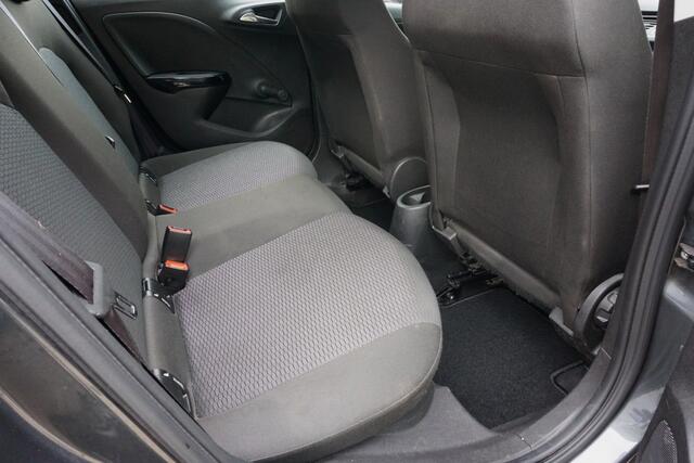 Opel CORSA 1.4 Edition met trekhaak!