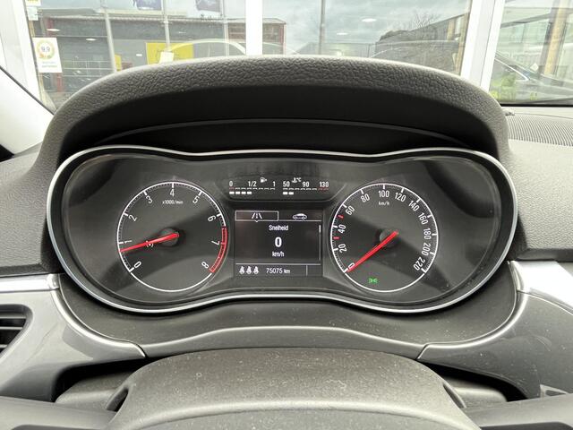 Opel CORSA 1.4 Innovation | PDC achter | Apple Carplay | Android Auto | DAB+ | NAP