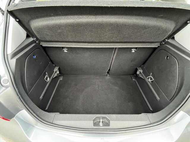 Opel CORSA 1.4 Innovation | PDC achter | Apple Carplay | Android Auto | DAB+ | NAP